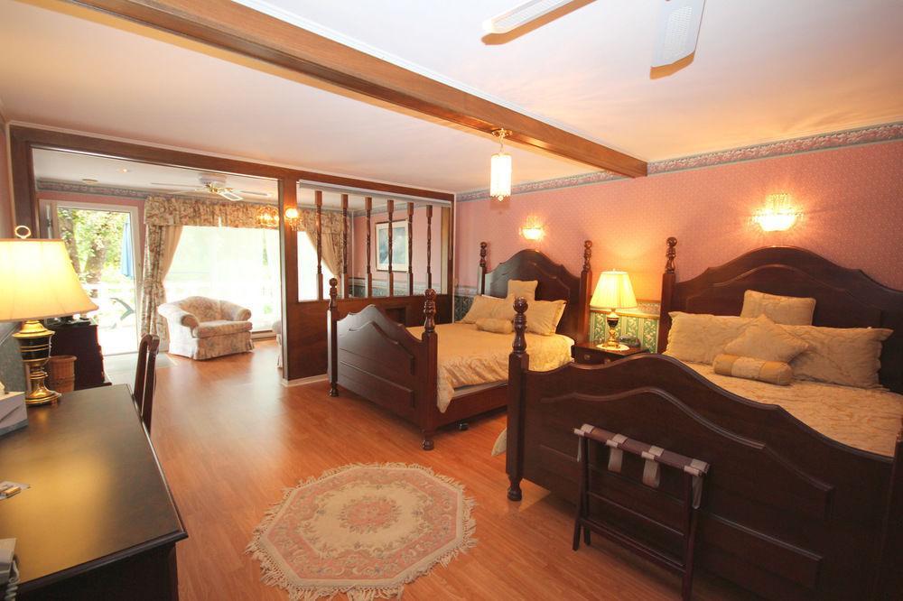 Tara Manor Inn St. Andrews By The Sea Экстерьер фото